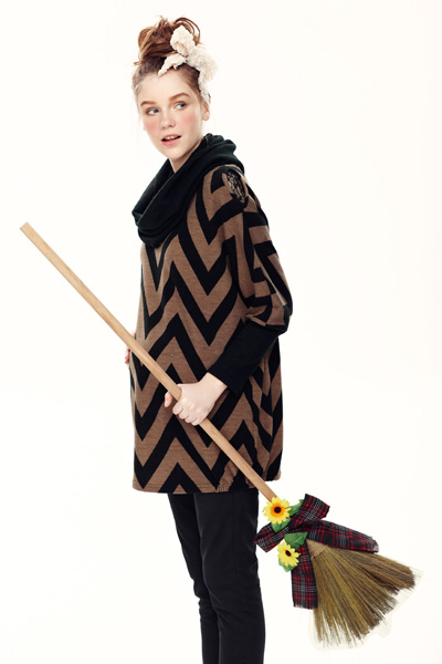 38周黑色條紋蝙蝠衫