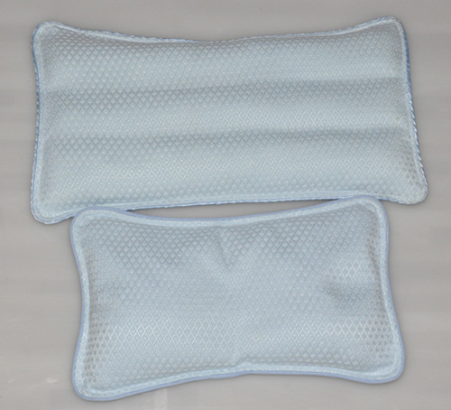 良木淺藍色枕頭