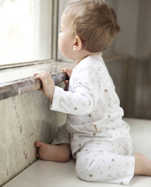 哇喔哇喔新款純棉前開(kāi)套裝