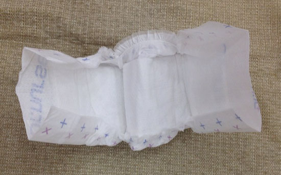 班博士嬰兒護(hù)理級(jí)紙尿褲