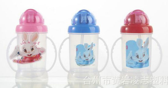 多尼熊創(chuàng)意防漏吸管杯
