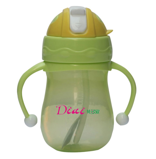 貝多愛企鵝學飲杯280ml-綠色.jpg 貝多愛企鵝學飲杯280ml-綠色.jpg