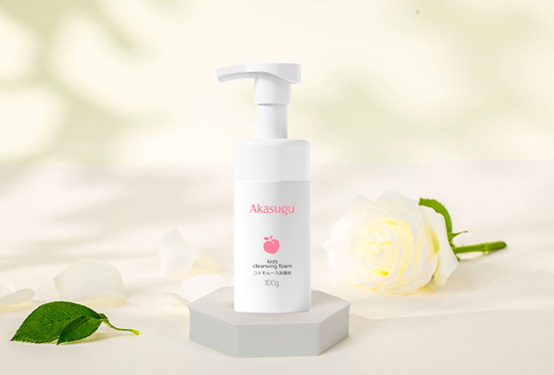 愛舒屋Akasugu兒童柔潤(rùn)潔面泡泡.jpg 愛舒屋Akasugu兒童柔潤(rùn)潔面泡泡.jpg