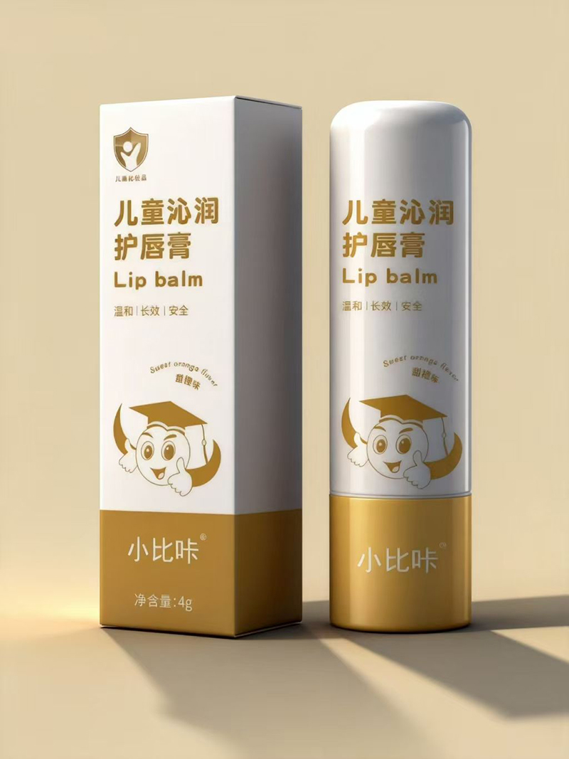 小比咔兒童沁潤(rùn)護(hù)唇膏.jpg 小比咔兒童沁潤(rùn)護(hù)唇膏.jpg