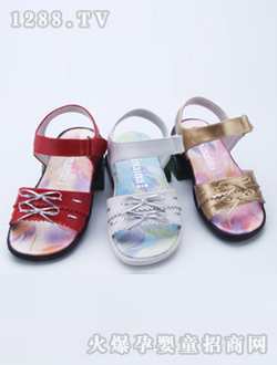 ˹�˼{�r(sh��)��Ů���Ь