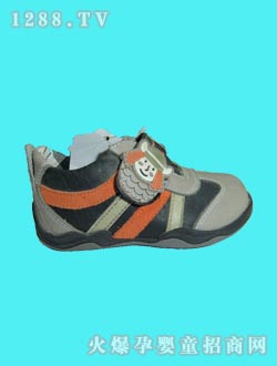 ��һ���\(y��n)��(d��ng)Ь