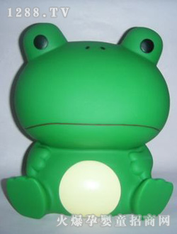 ������z������܃����