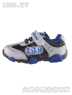 �͵����e�\(y��n)��(d��ng)ͯЬ��ɫ���{(l��n)ɫ