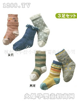 哆啦小貝襪子