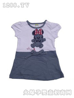 ��ʿ���ɫ�����B��ȹ